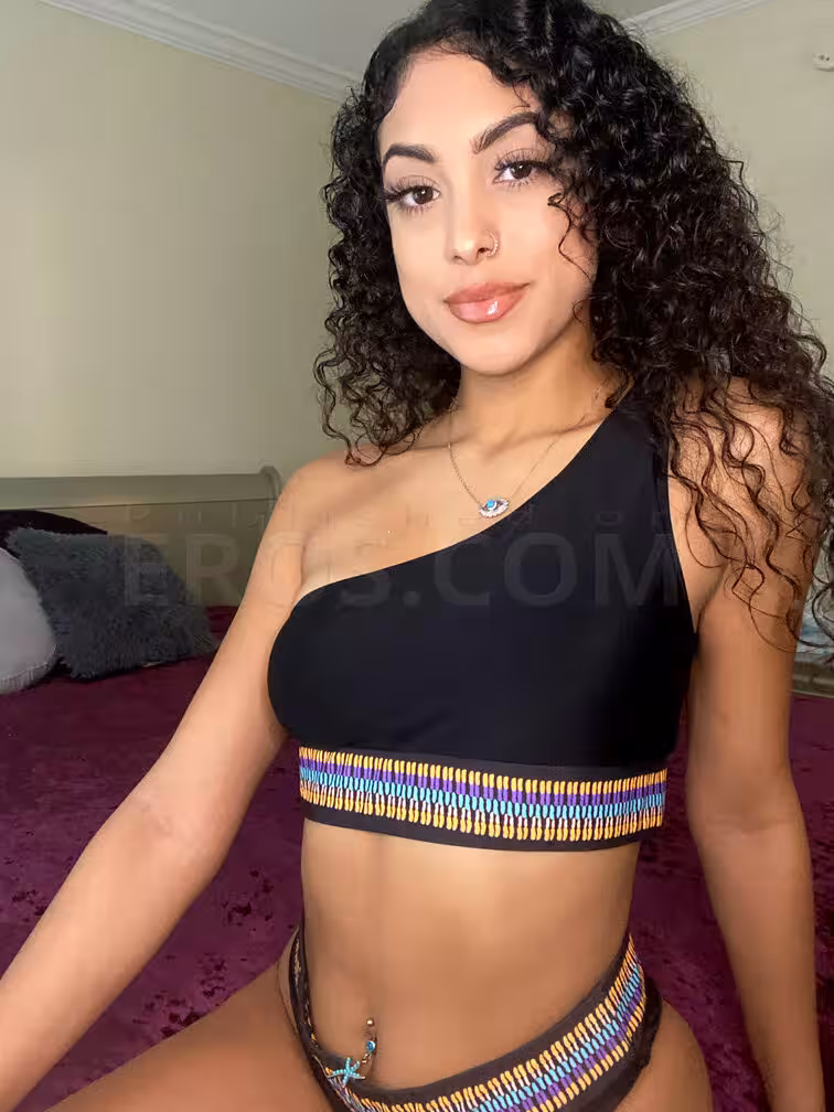 Luna, escort in Austin, TX
