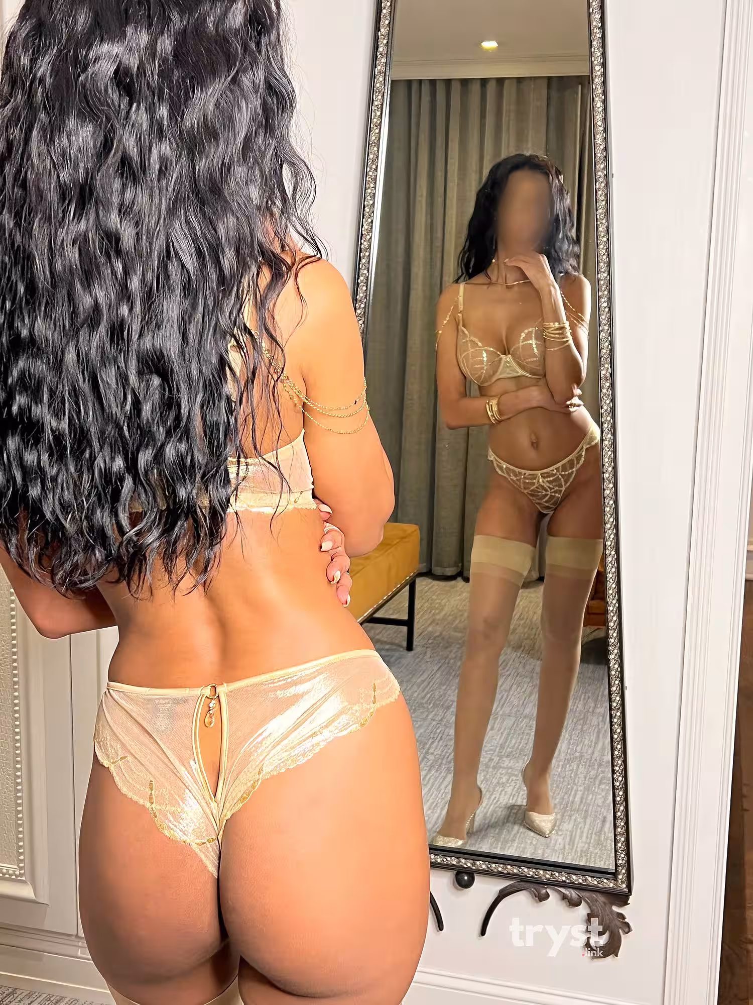 Leona Lisbon, escort in Charlotte, NC