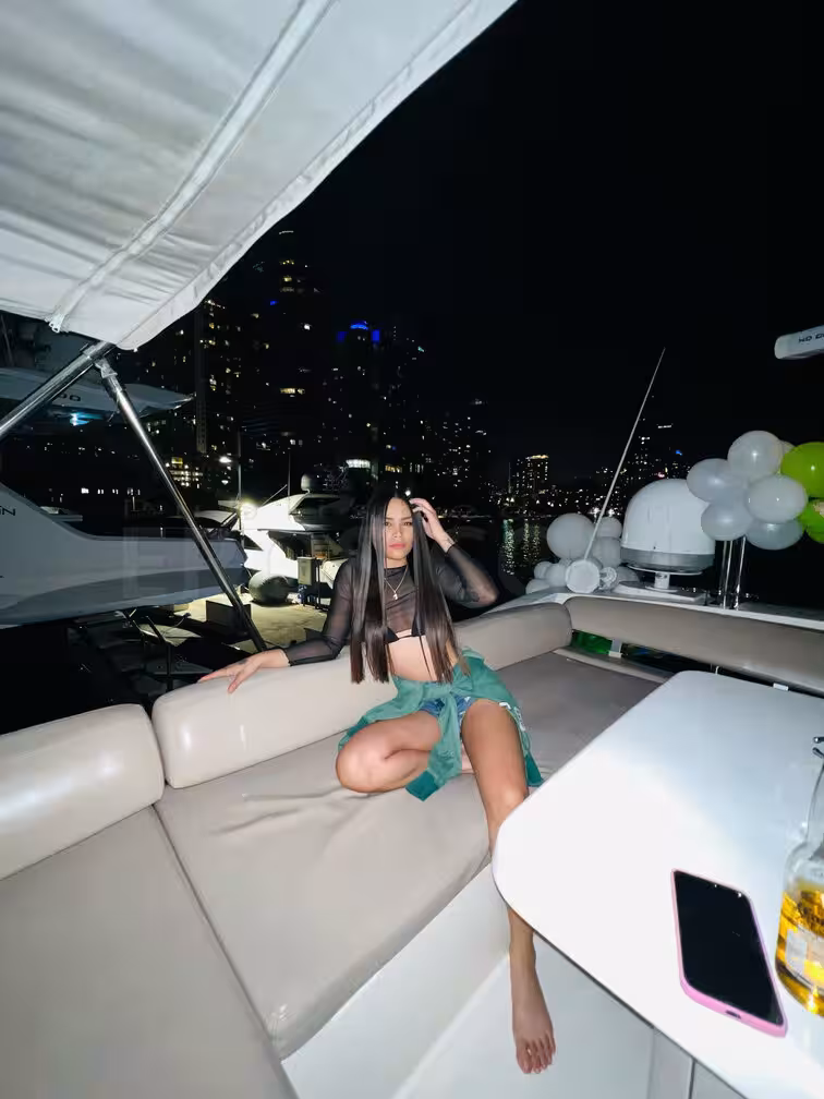 Karla, photo 6
