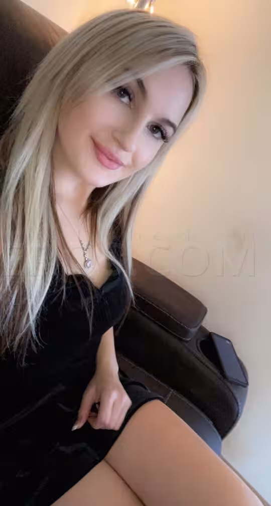 Amber, photo 3