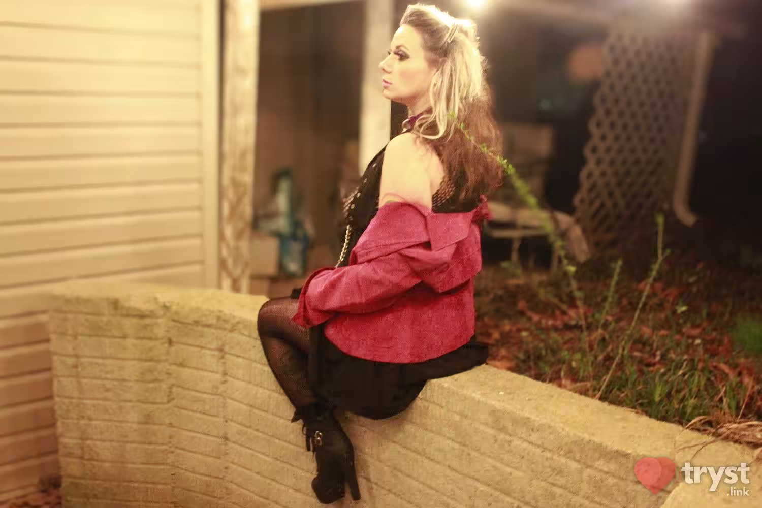 Jen, photo 4