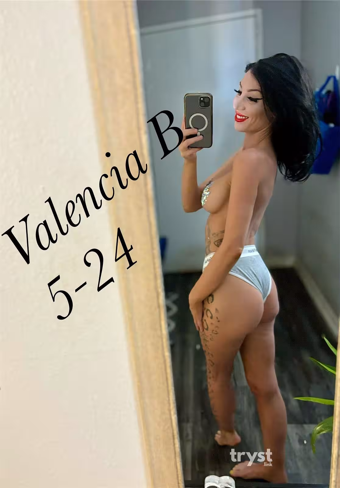 Valencia Brown, photo 10