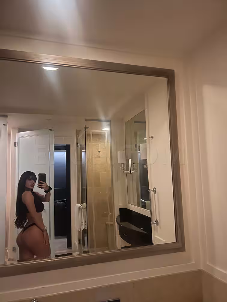 Kimberly, photo 7