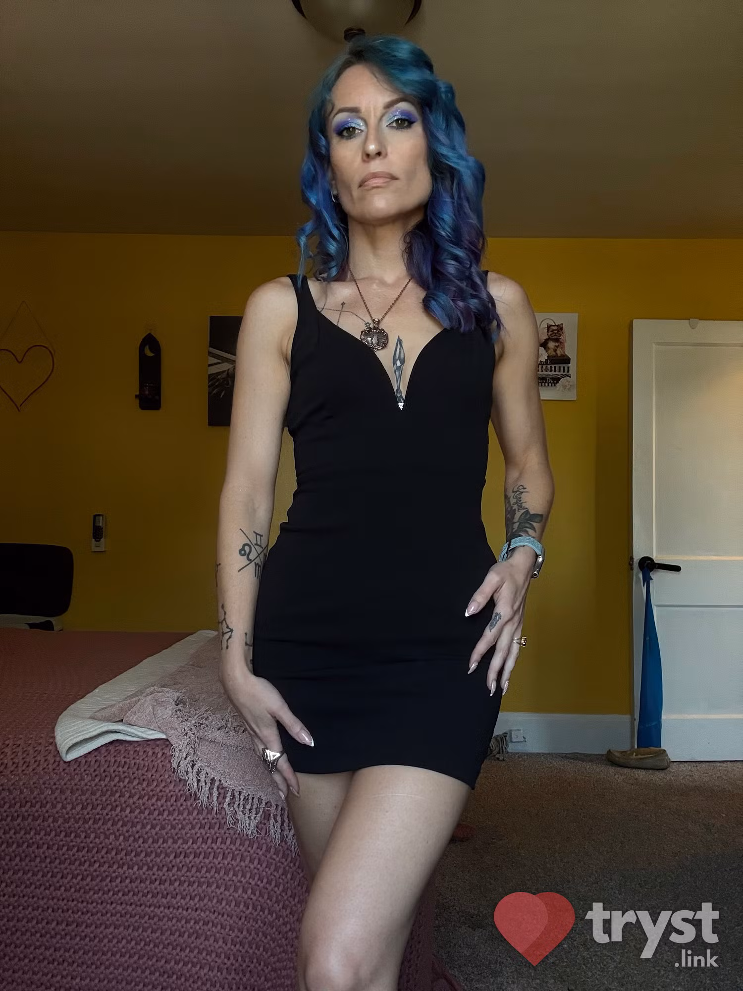 Mistress of Mindfuck, photo 3