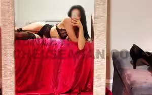 Ashley, photo 3