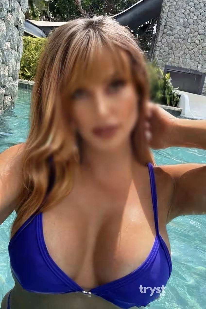 Olivia Flame, photo 9