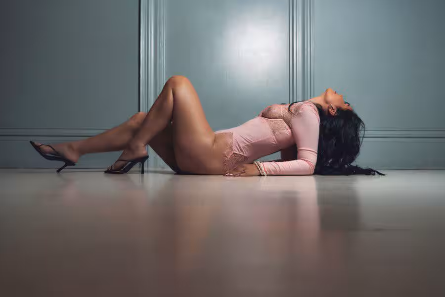 Kylie Belle, photo 4