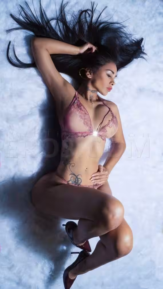 Liza Banks / Maria Banks, photo 7