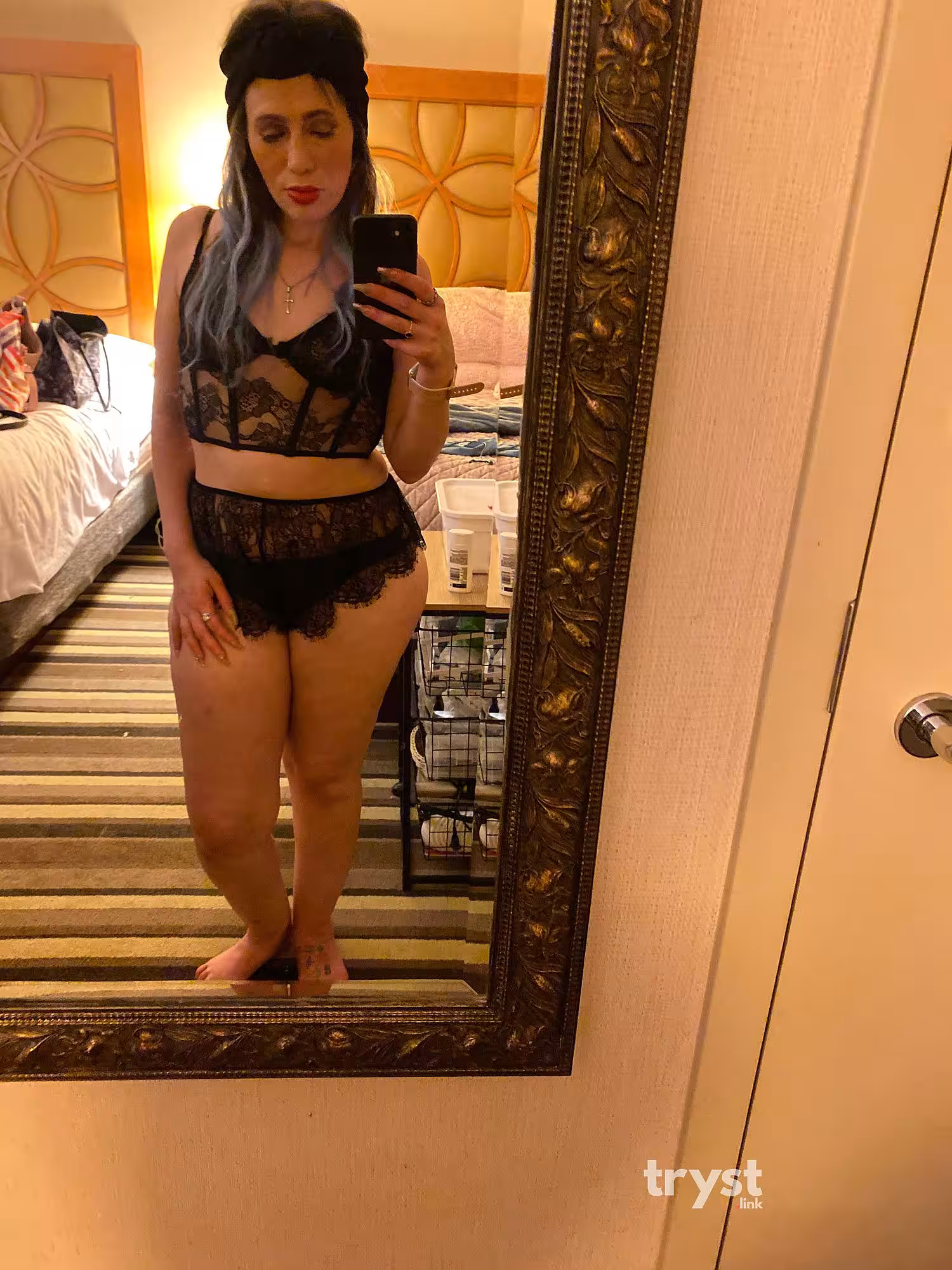Allie / Ellie, escort in Minneapolis, MN