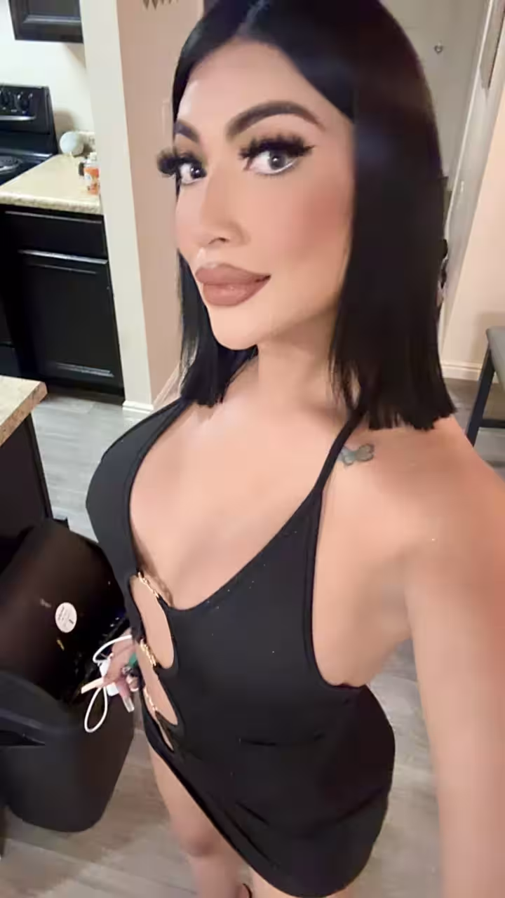 TS Melanie, photo 10