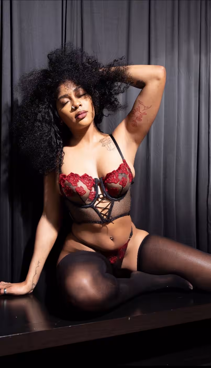 Mia Jade, photo 7