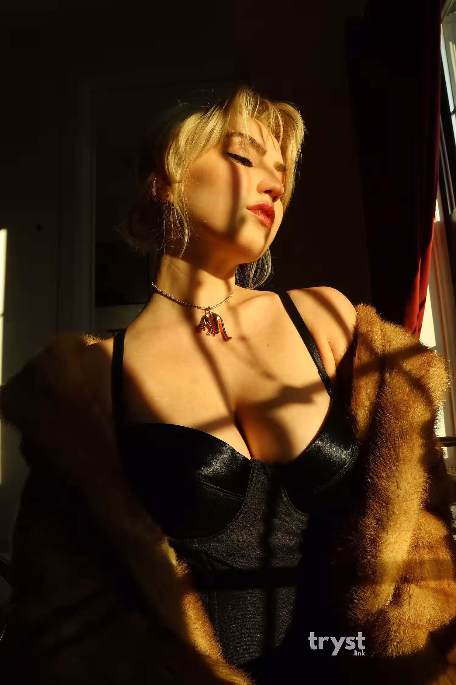 Jade Baker, photo 8