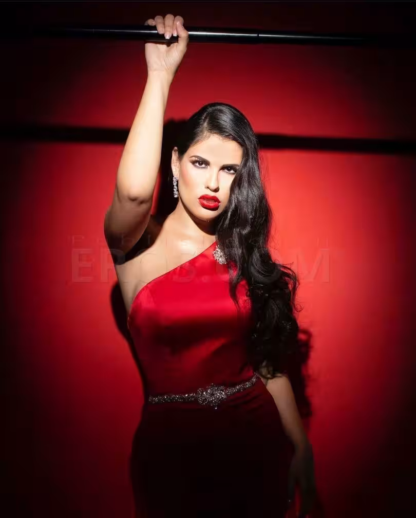 Maryna, photo 9
