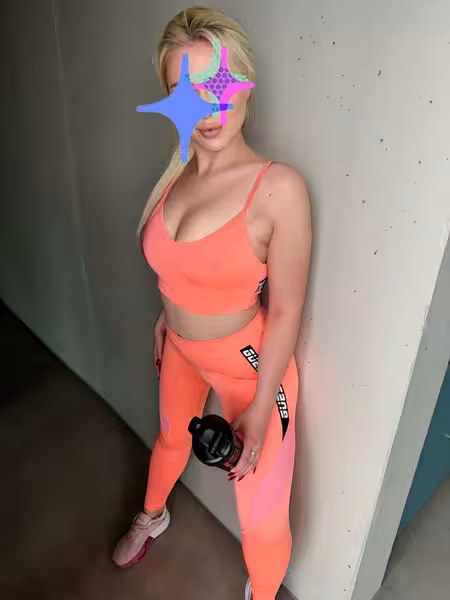 Natalie, photo 3