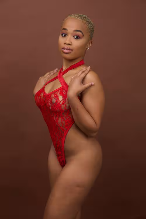 Alexandra Jade, photo 2