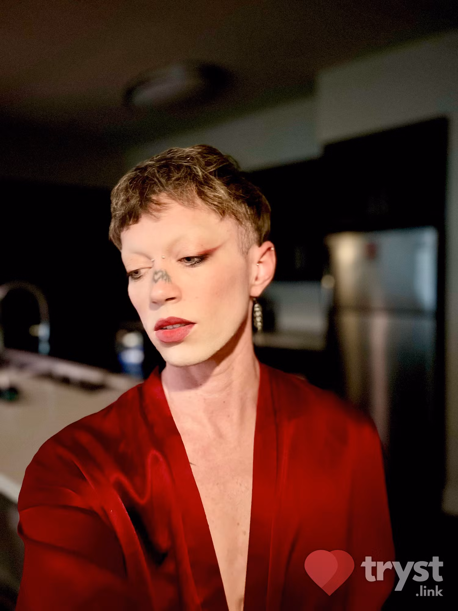 Scarlet, photo 8
