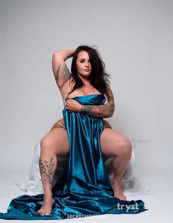 MJ Grace, photo 8