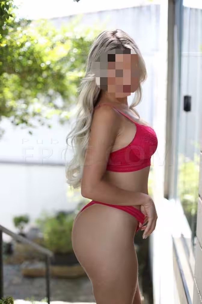 Karina Andrade, escort in Providence, RI