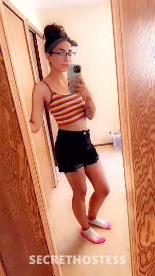 Janelle, photo 4