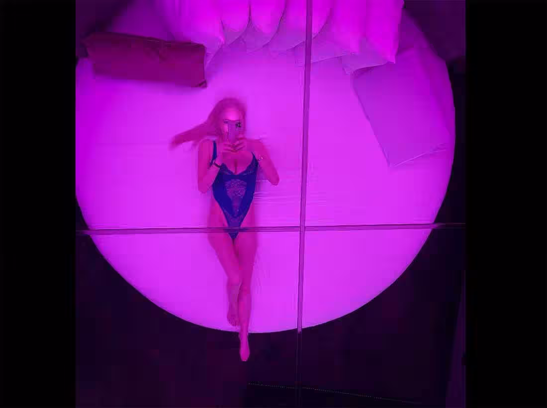 Becca, photo 6