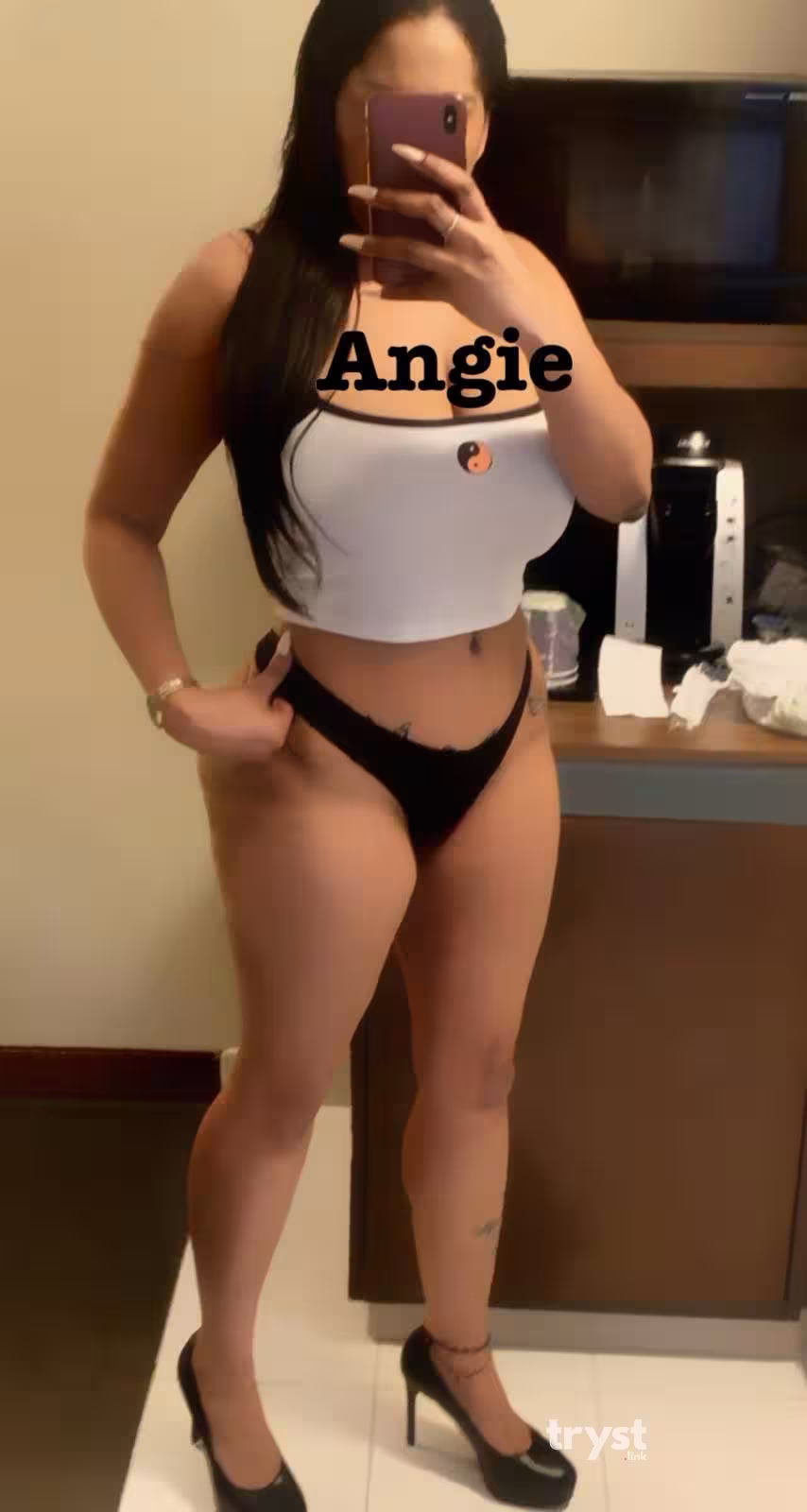 Angie, photo 6