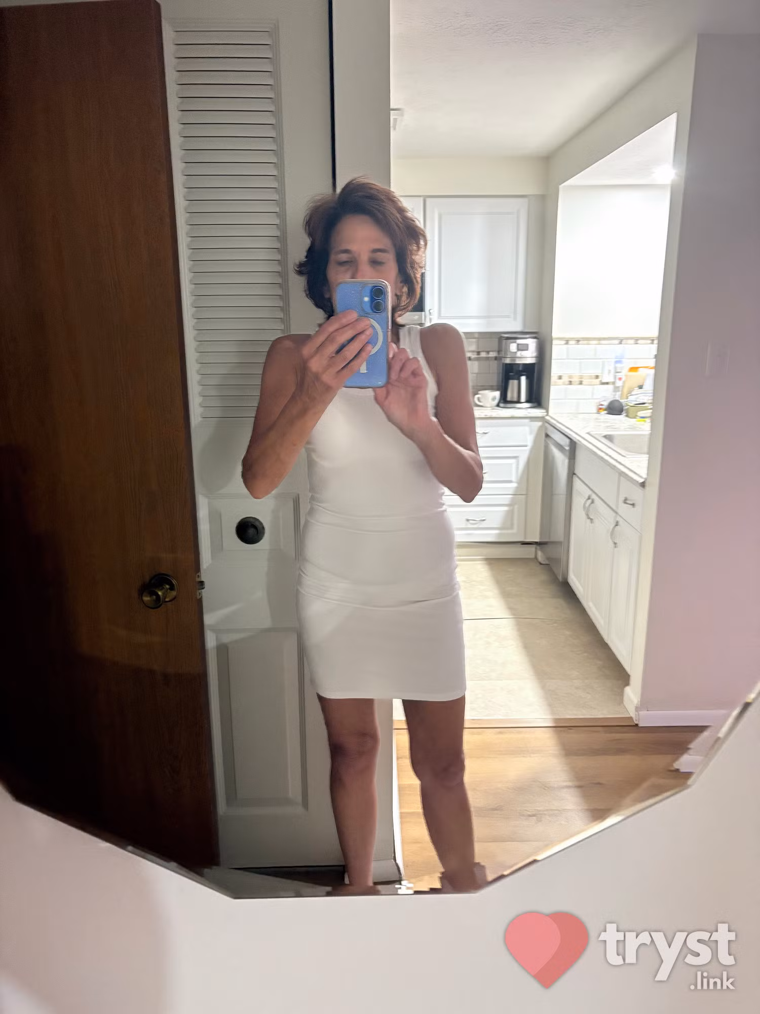 Traci, photo 6