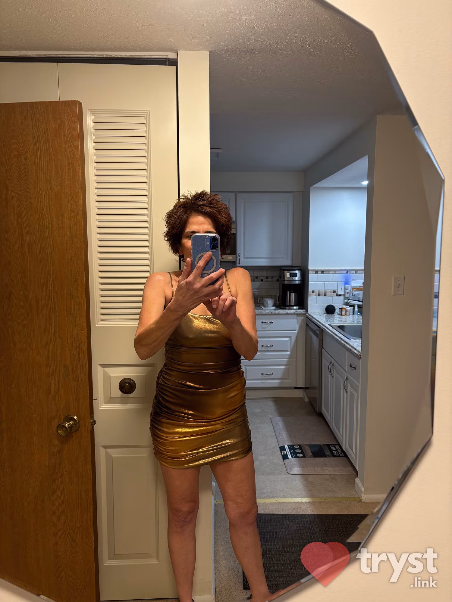 Traci, photo 8