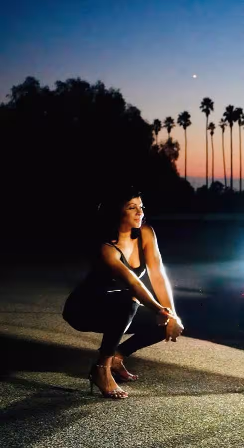 Nichole, photo 4