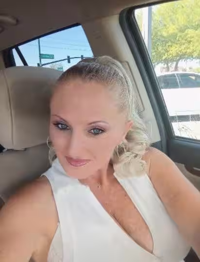 Trish, photo 3