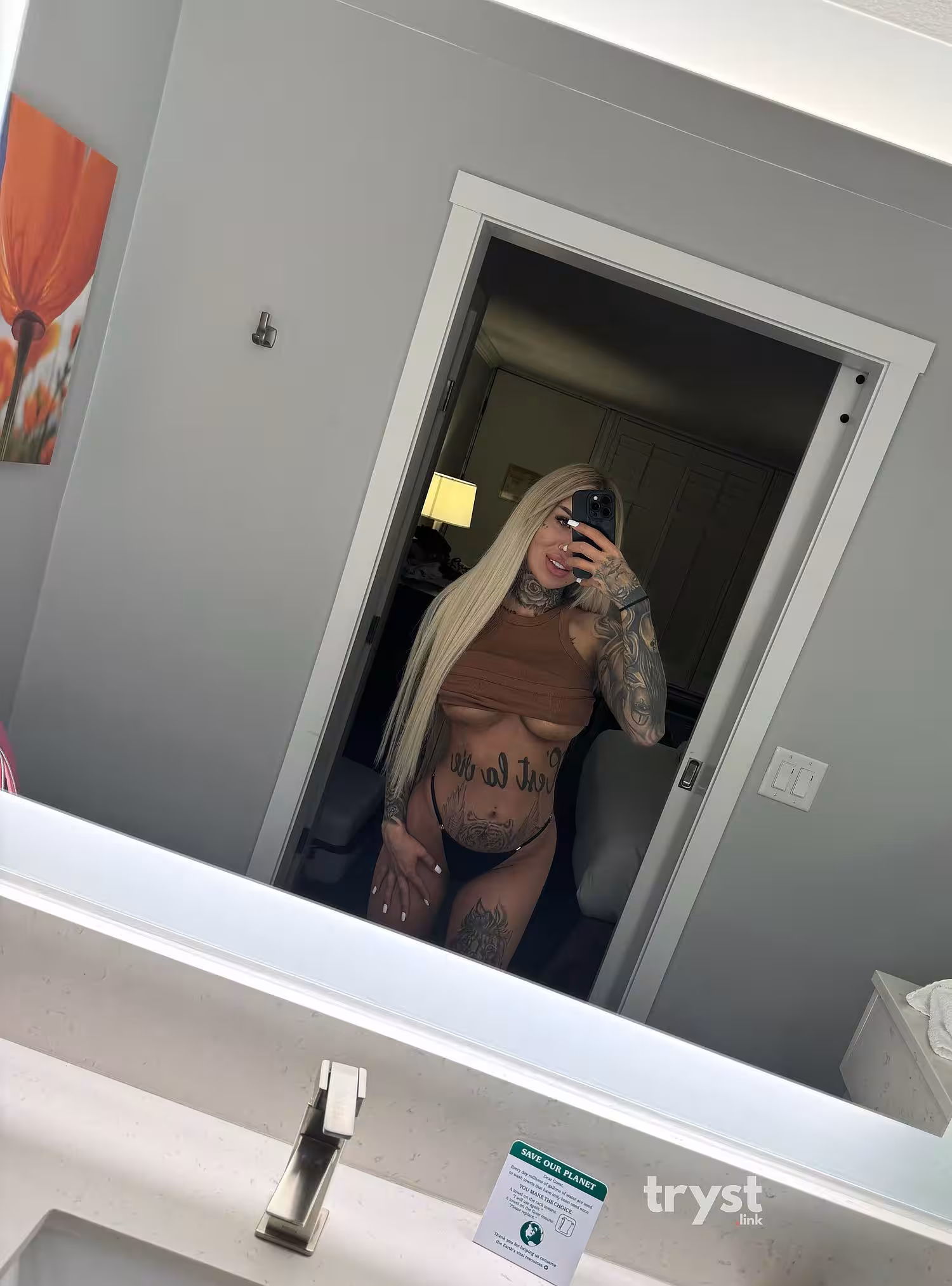 Giulia, escort in Pittsburgh, PA