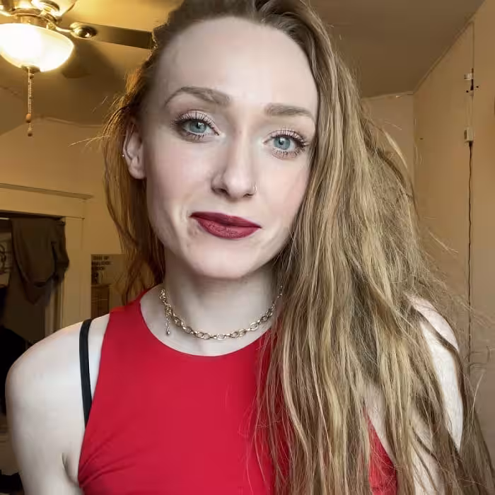 Red, escort in Las Vegas, NV
