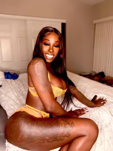 TS Chyna Hung, photo 5