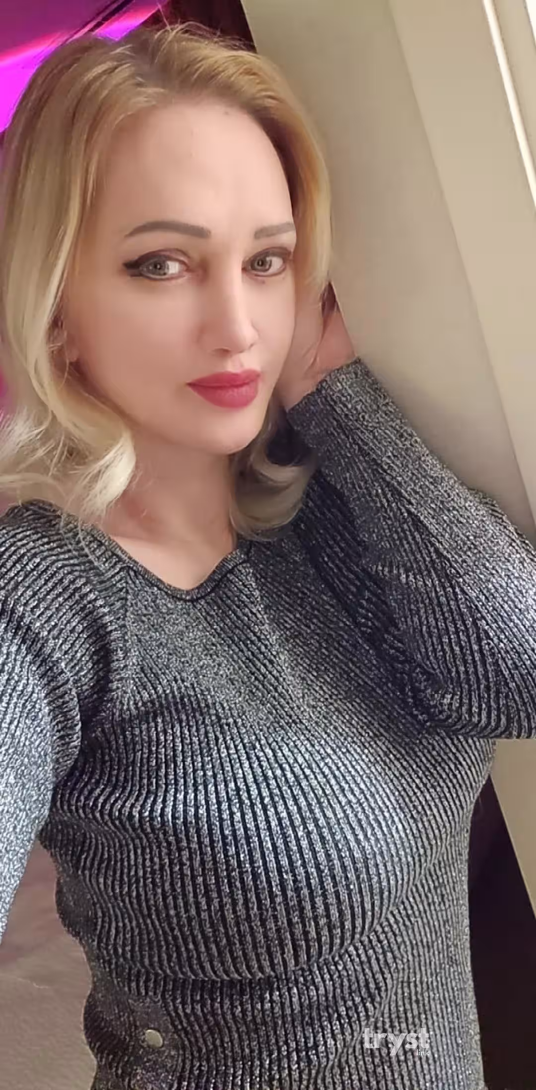 Nicoleta Tusovka, photo 7