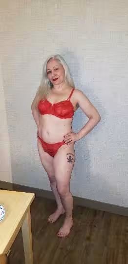 Carla Newbetter, photo 6