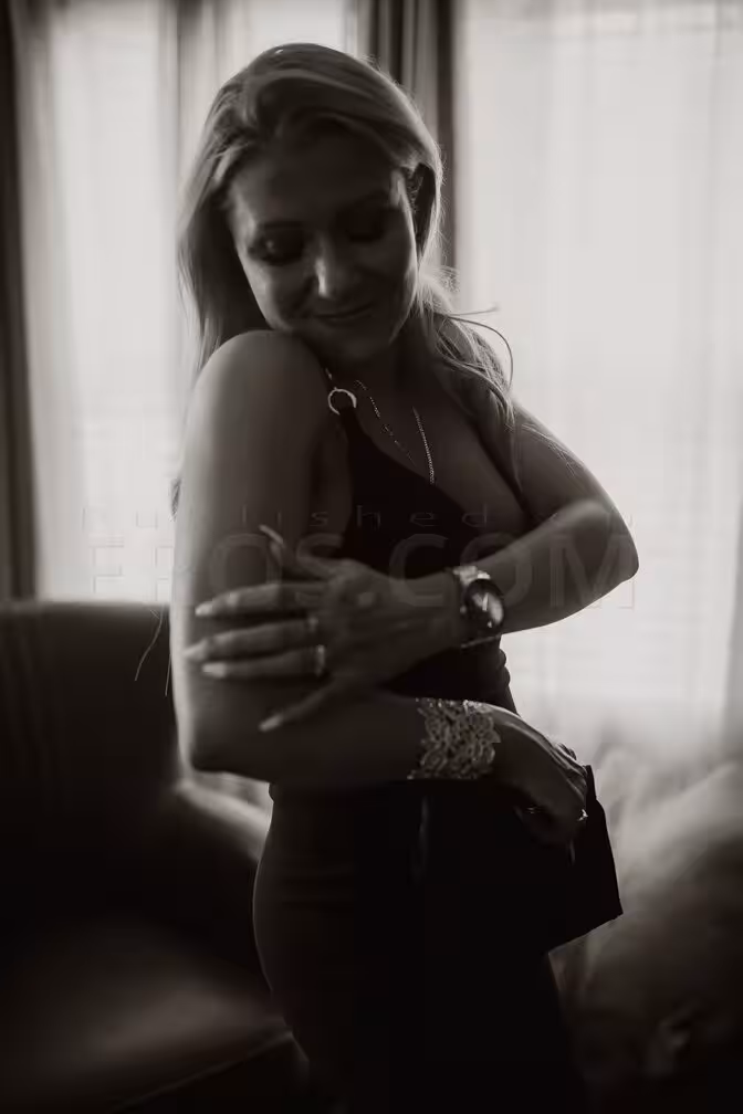 Vivienne Grey / VGrey, photo 8