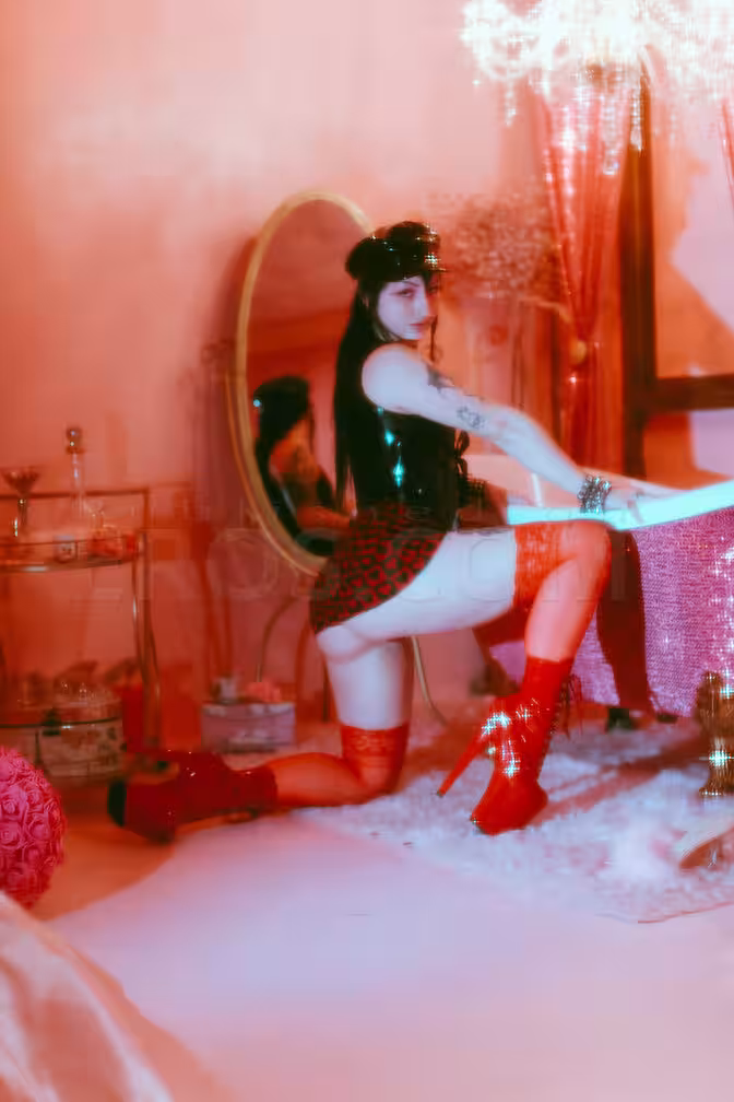 Ashley Woods, photo 4