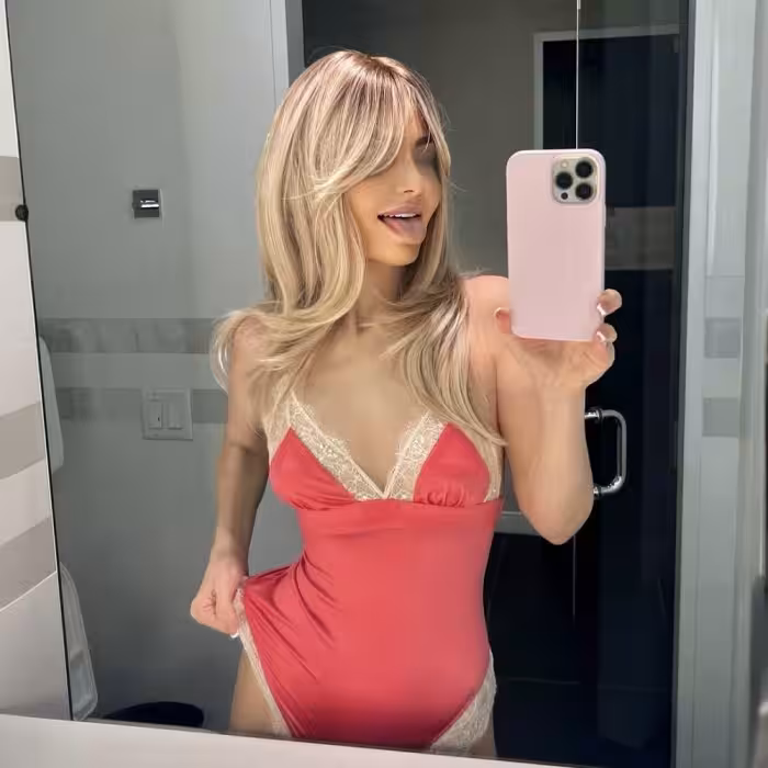 Sasha Joy, photo 3