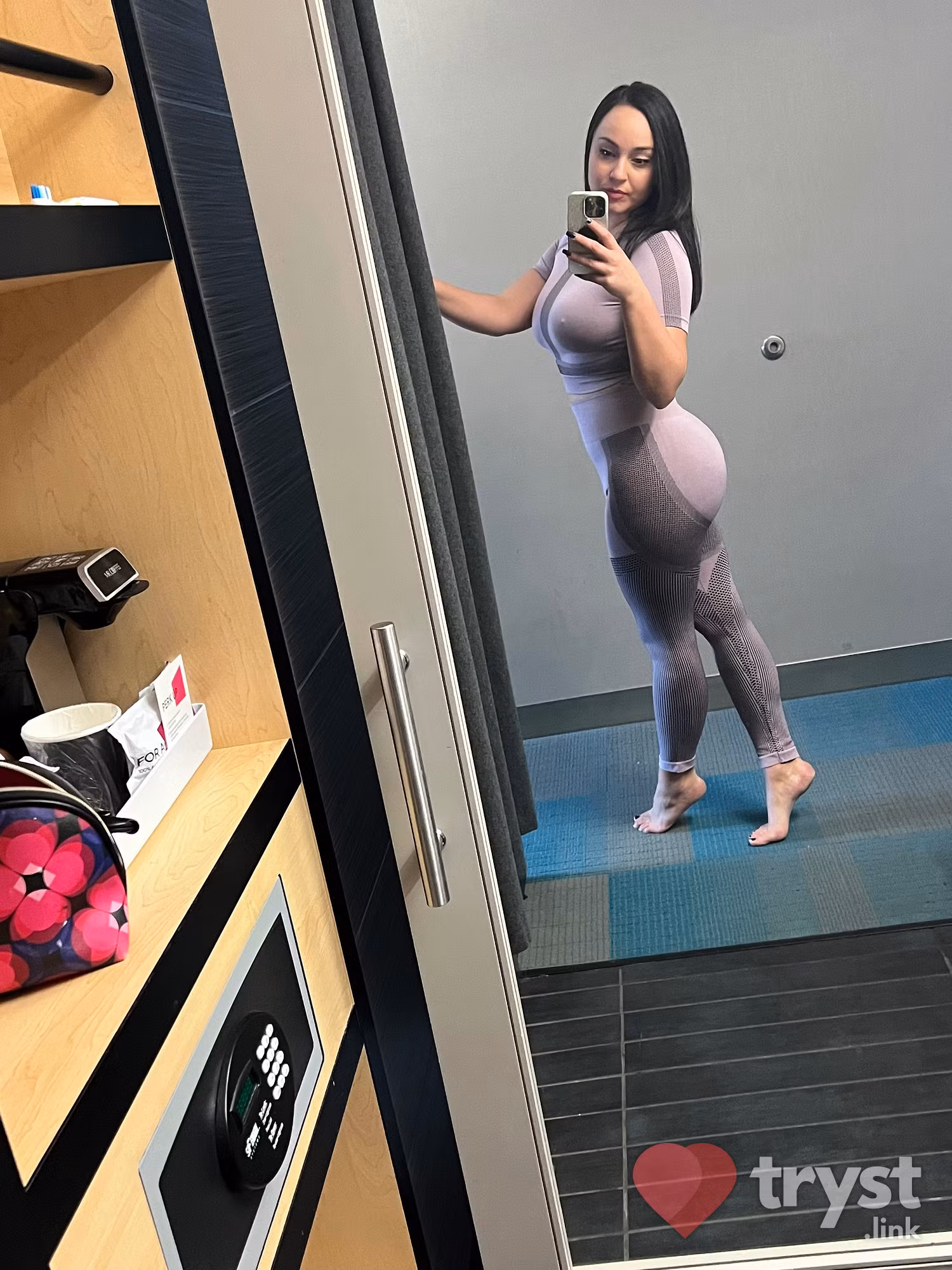 Kim, photo 3