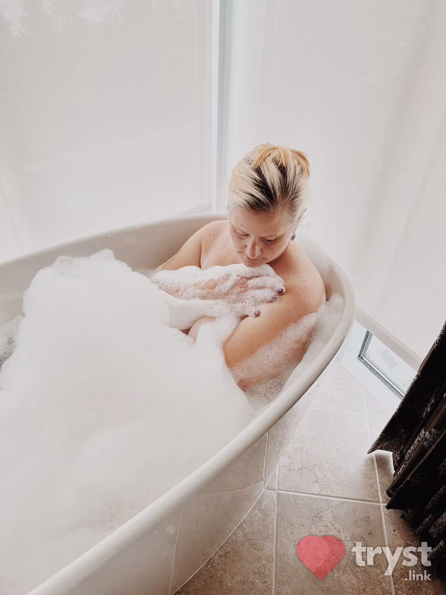 Seraphina Mature, escort in Philadelphia, PA
