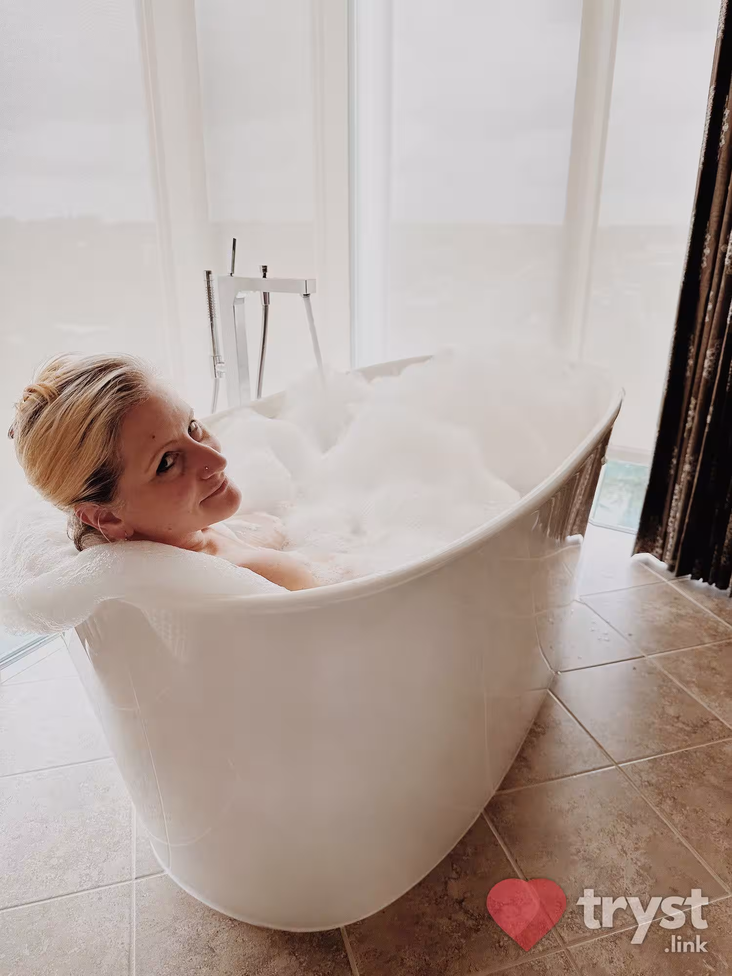 Seraphina Mature, photo 7