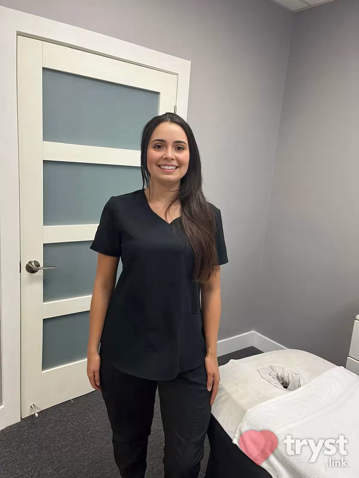 Evelin, escort in West Palm Beach, FL
