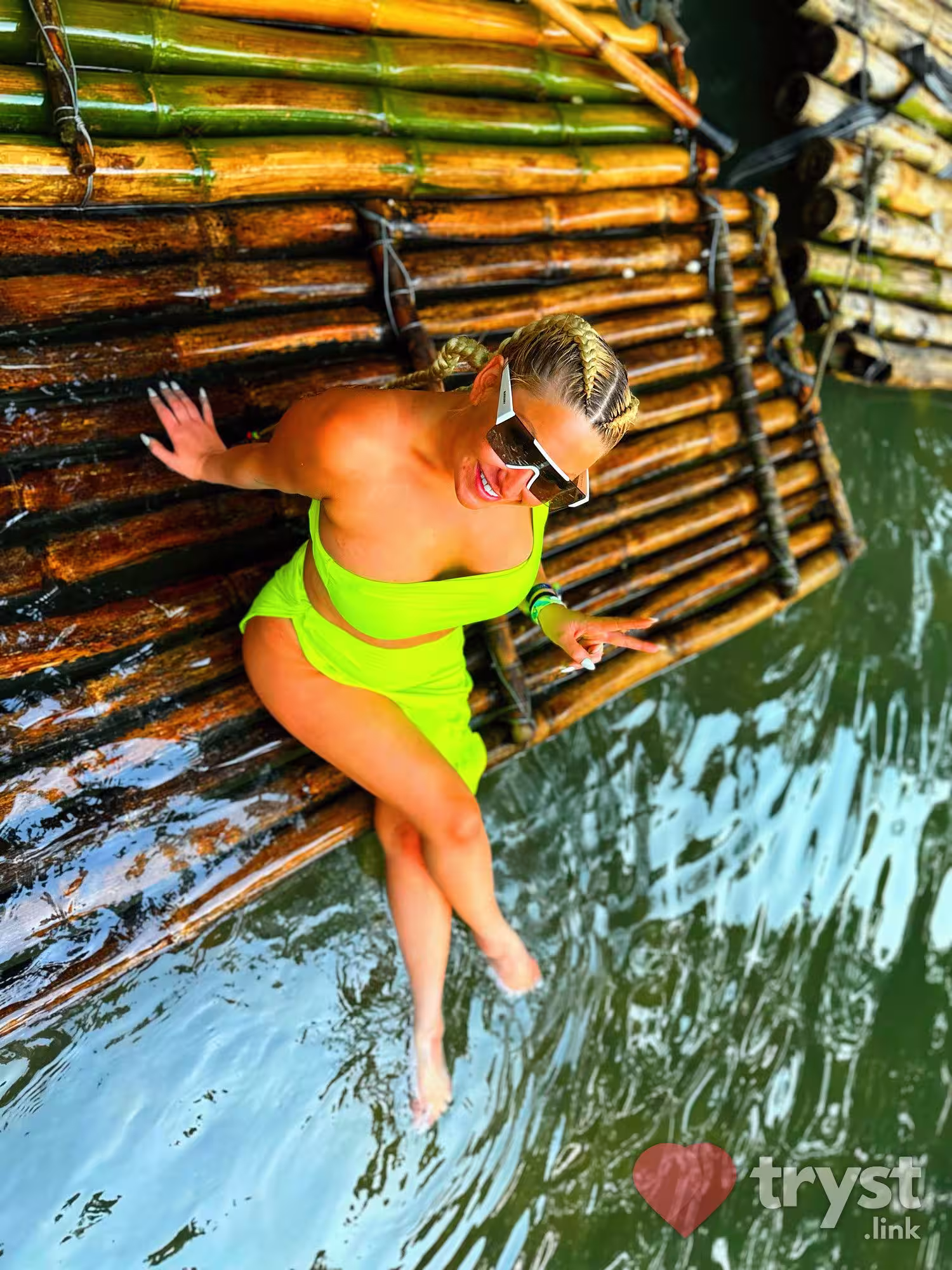 Naughty Nina, photo 2