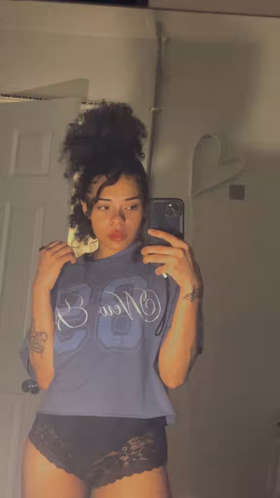 Mei, escort in Saint Paul, MN