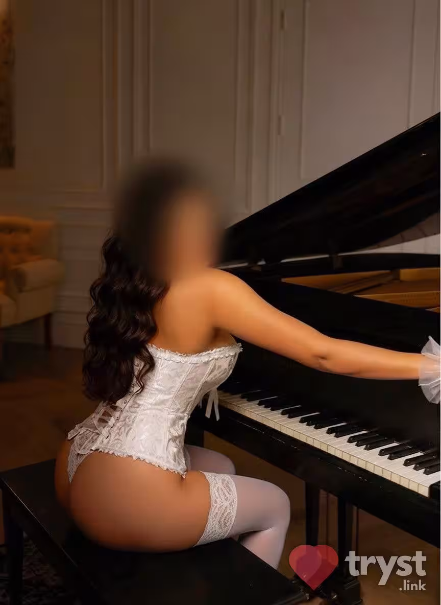 Amanda Palacios, escort in Niagara Falls, NY