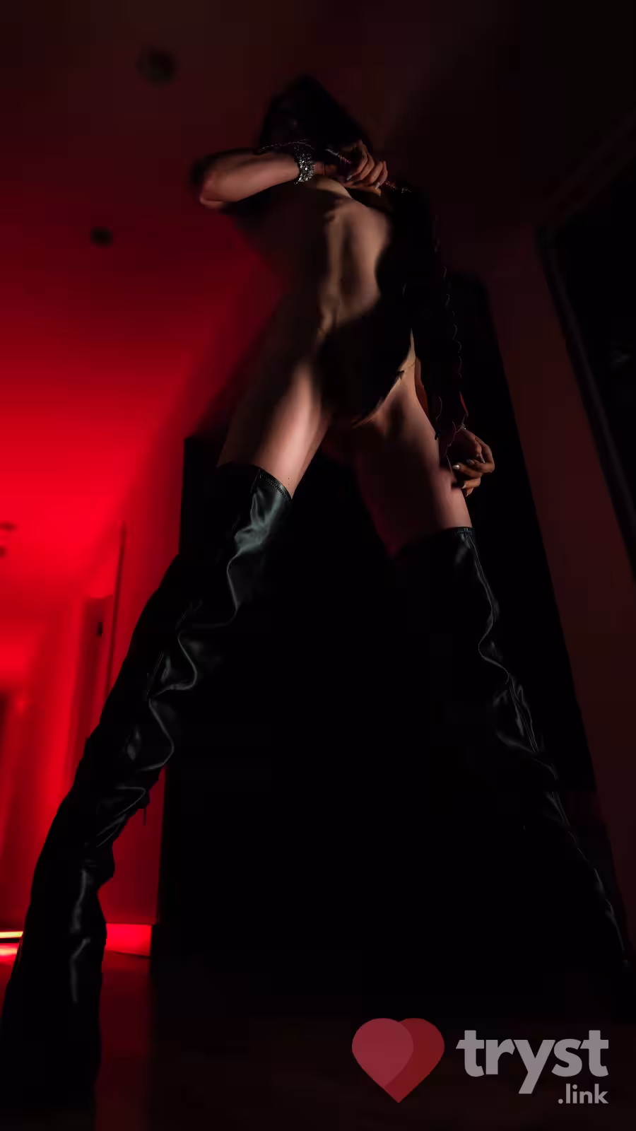 Chloe Montclair, photo 3