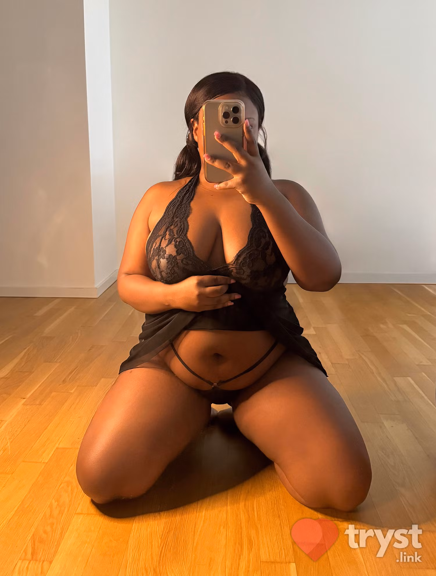 Naomi Lovelace, photo 8