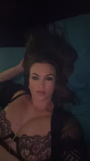 Laura, photo 3