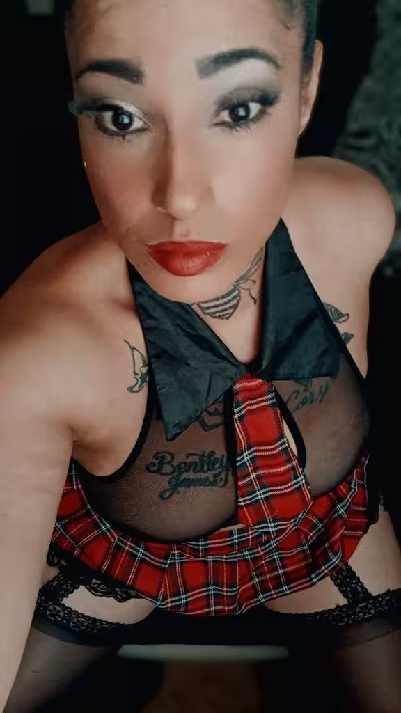 Molly Lovett, photo 2