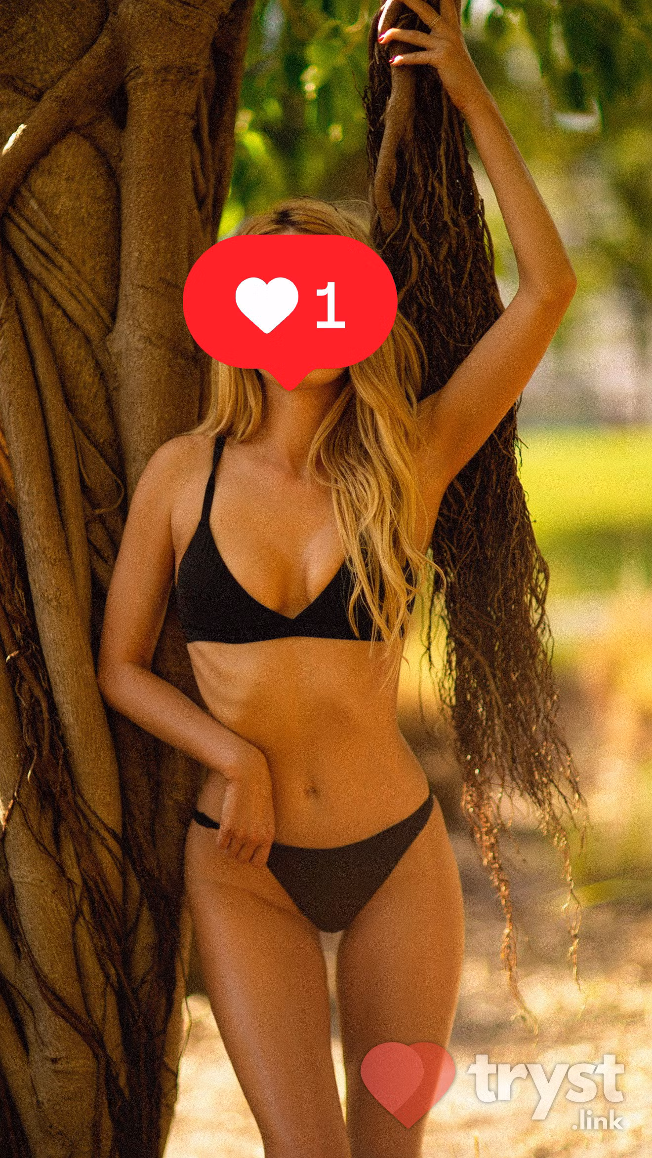 Megan, photo 3