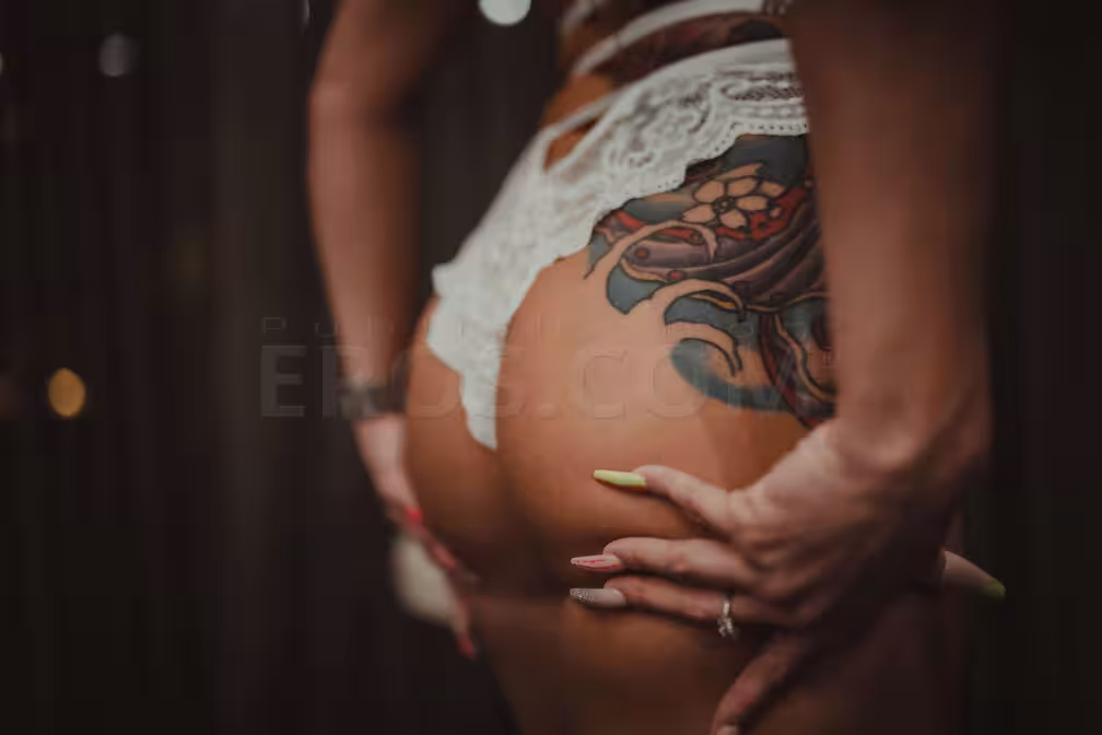 Exquisite KLN / Kinky Little Nikki, escort in Dallas, TX